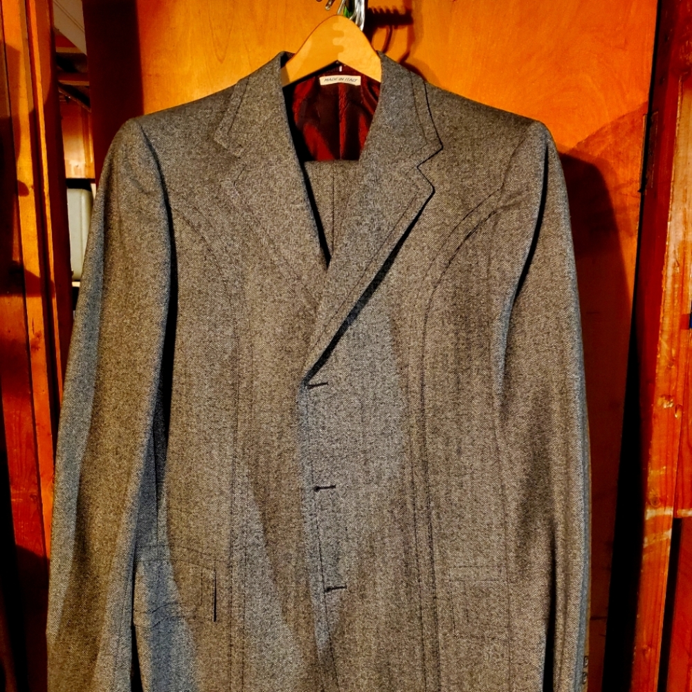 BRIONI 2PC Italian Wool Suit